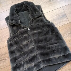 Dylan Reversible Faux Fur Puffer Vest Charcoal Gray Tiered Zip Up Small